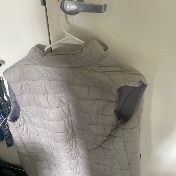 Faux Patagonia - Picture 4 of 7